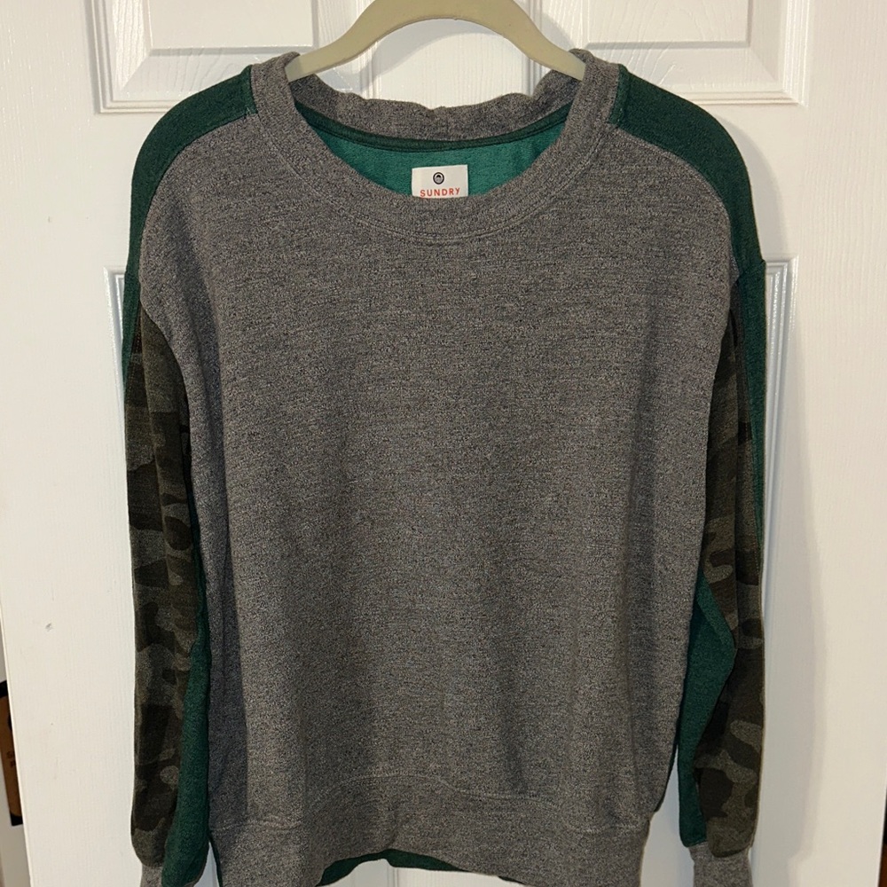 Sundry Camo / Gray / Dark Green Sweatshirt - Picture 2 of 6